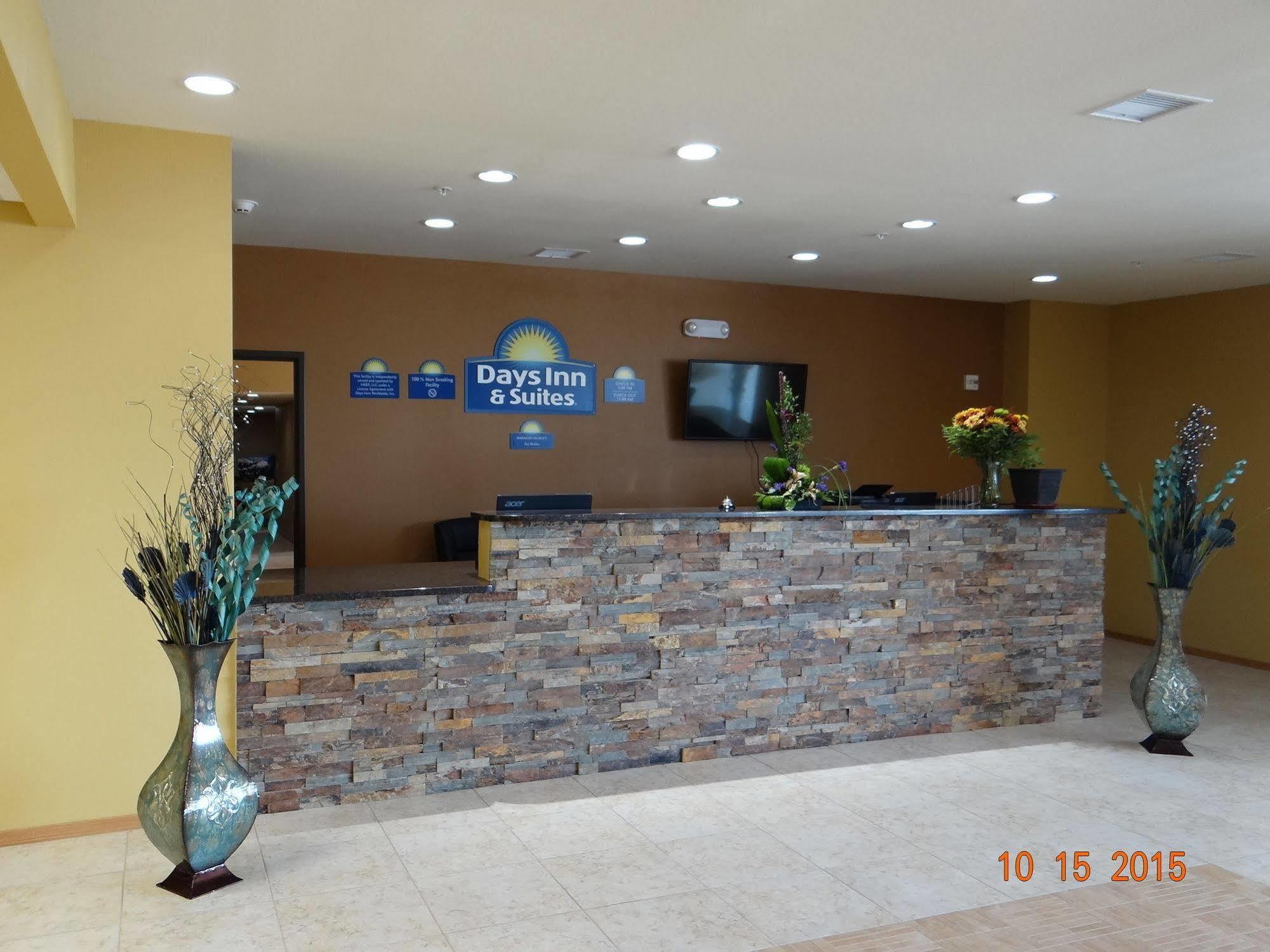 Days Inn & Suites By Wyndham El Dorado Exteriör bild